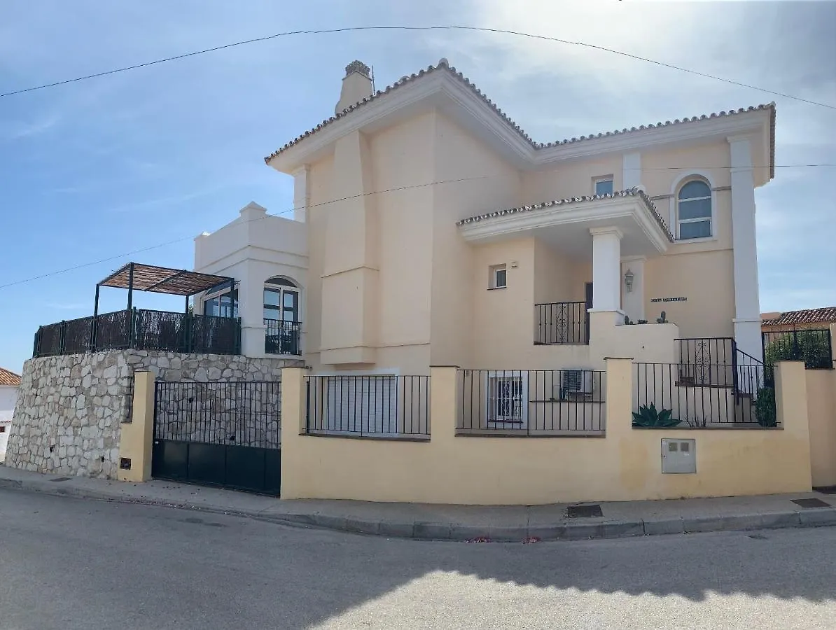 Beautiful Villa Walking Distance To Beach El Faro Fuengirola