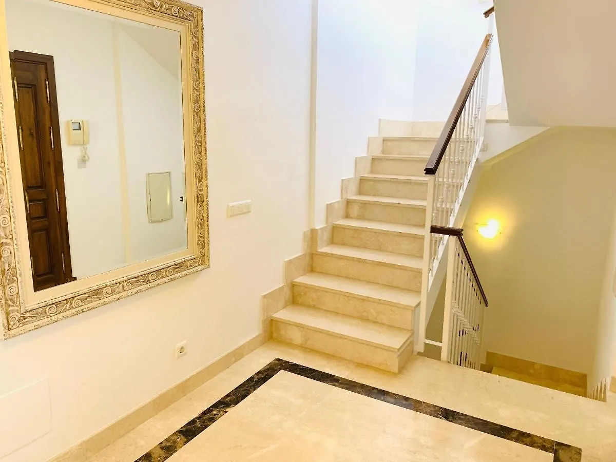 Beautiful Villa Walking Distance To Beach El Faro Fuengirola