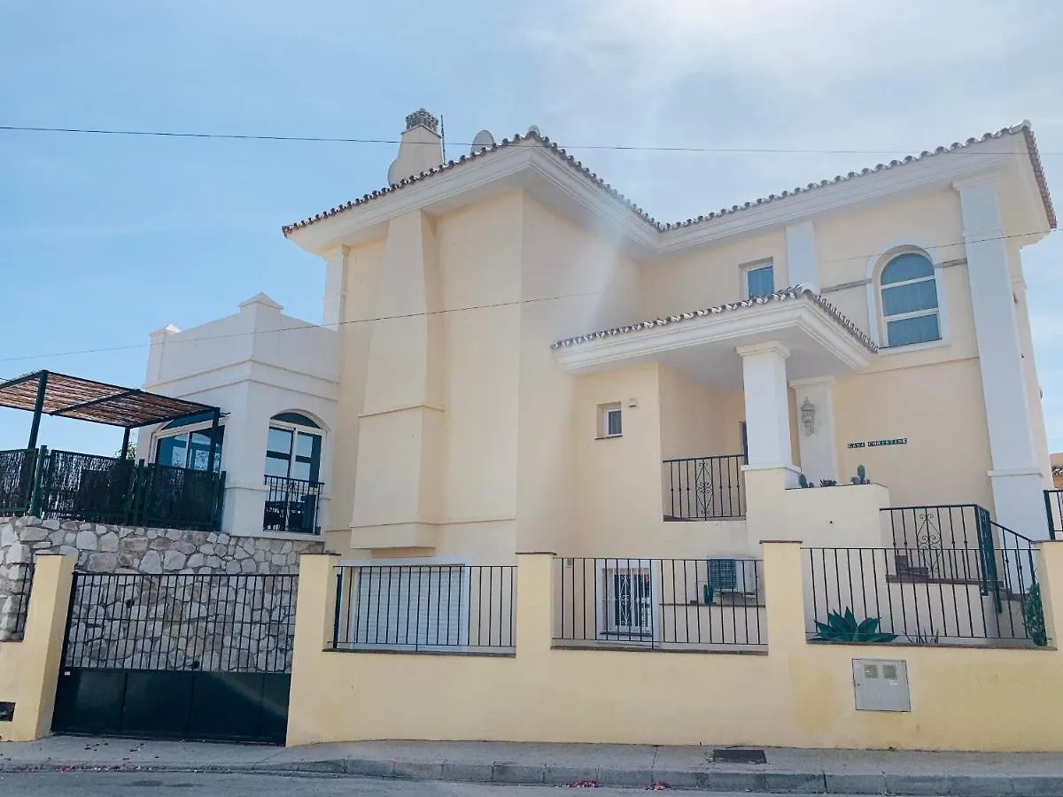Beautiful Villa Walking Distance To Beach El Faro Fuengirola