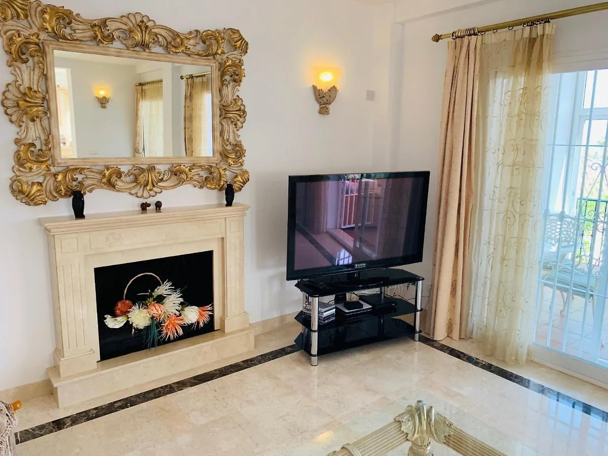 Beautiful Villa Walking Distance To Beach El Faro Fuengirola 0*,