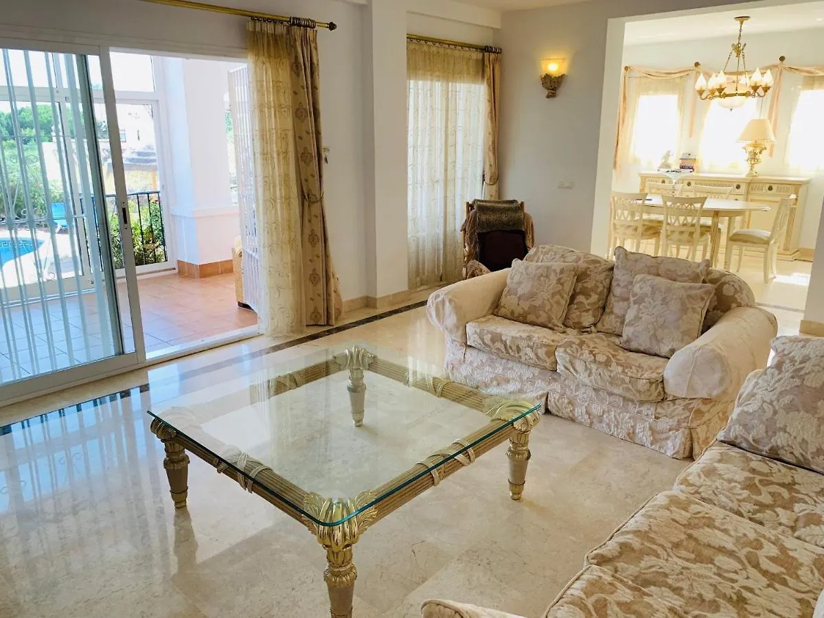 Beautiful Villa Walking Distance To Beach El Faro Fuengirola