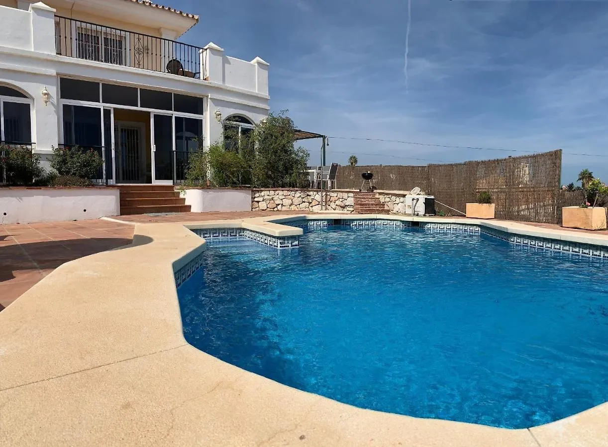 Beautiful Villa Walking Distance To Beach El Faro Fuengirola