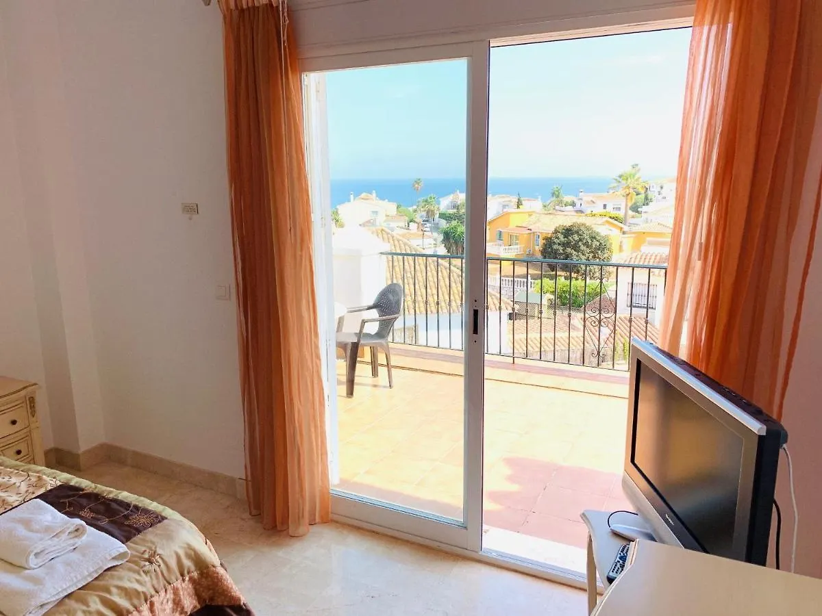 Beautiful Villa Walking Distance To Beach El Faro Fuengirola