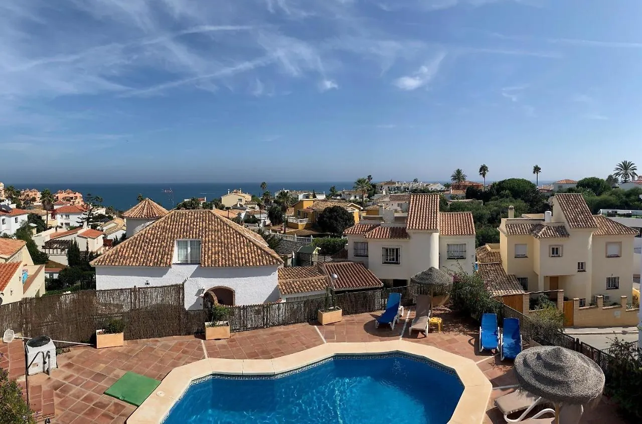 Beautiful Villa Walking Distance To Beach El Faro Fuengirola